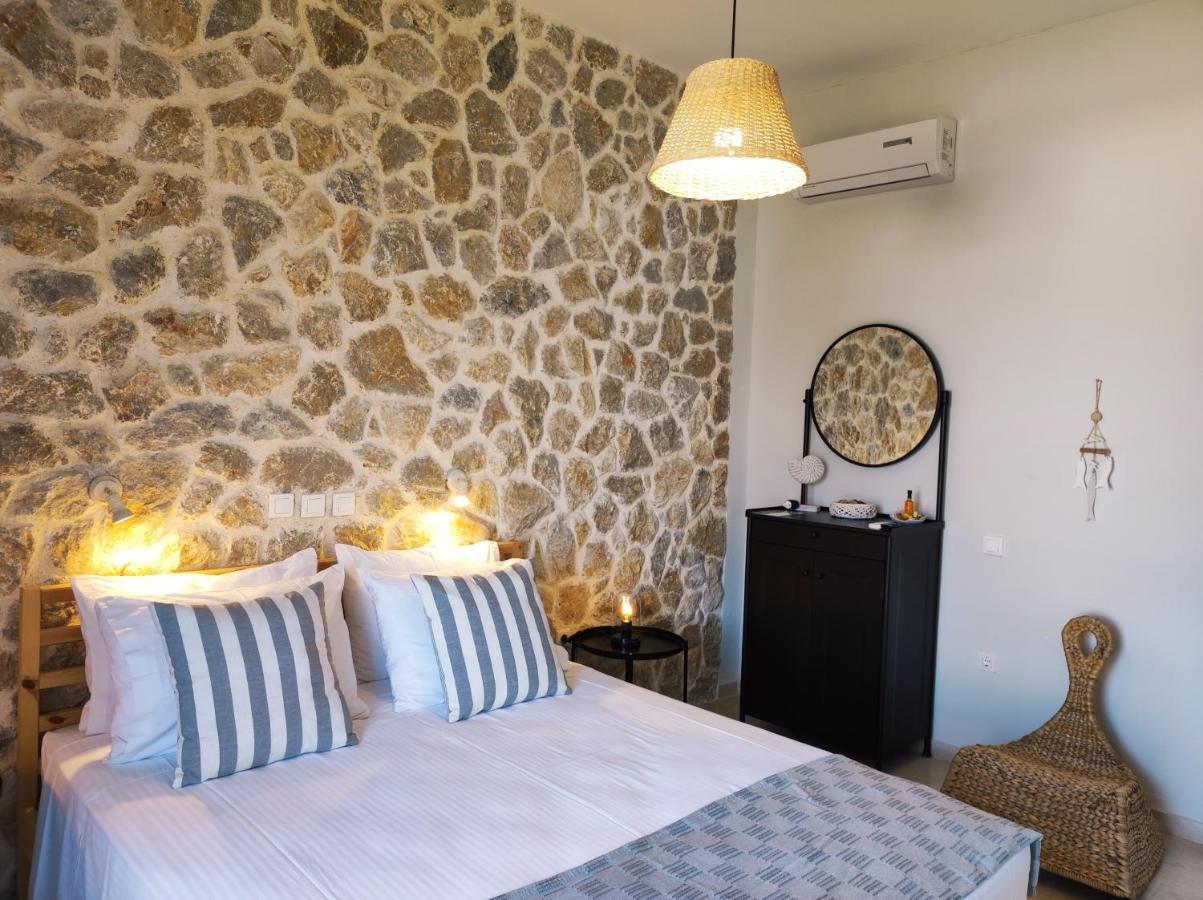 Thalassa Apartments & Studios Kávos Екстериор снимка