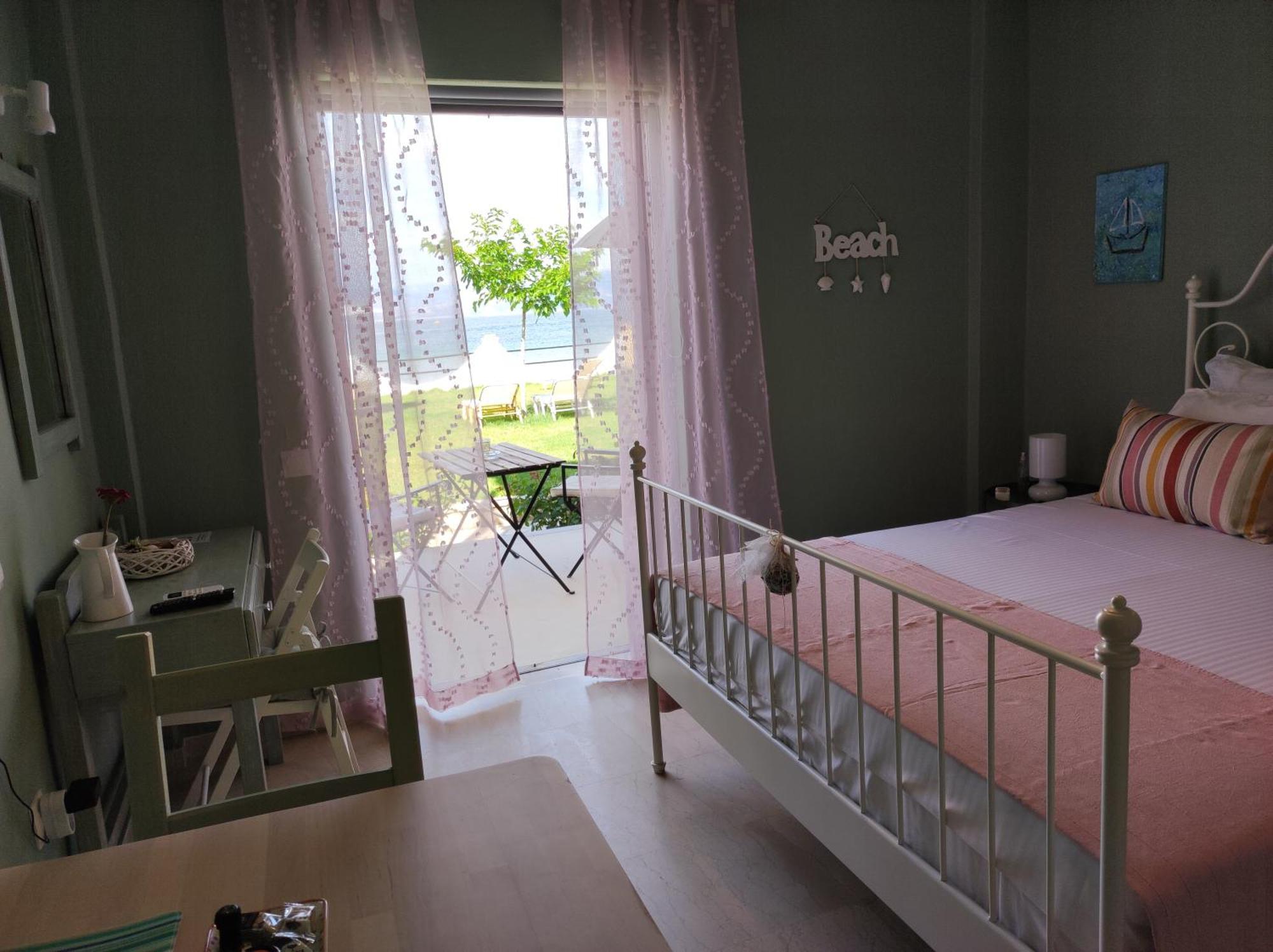 Thalassa Apartments & Studios Kávos Стая снимка
